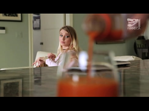 ❤️ Karšta mergina su didelėmis krūtimis ir stora putytė gauna varpą iš nevykėlio, bet labai kietą ☑ Seks video prie porno lt.pornburst.ru ❌️